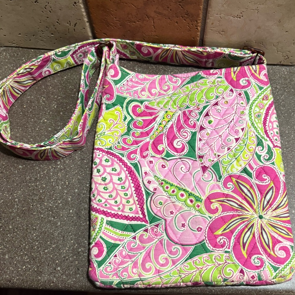 Vera Bradley "Pinwheel Pink" Crossbody - Purse - Small tote - Retired 2008 - Picture 5 of 6